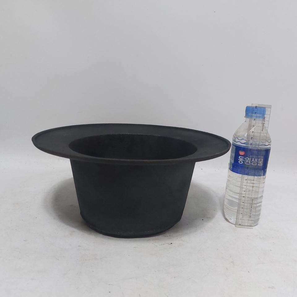 옛날 무쇠 갓 화로 -  만물당.  민속품