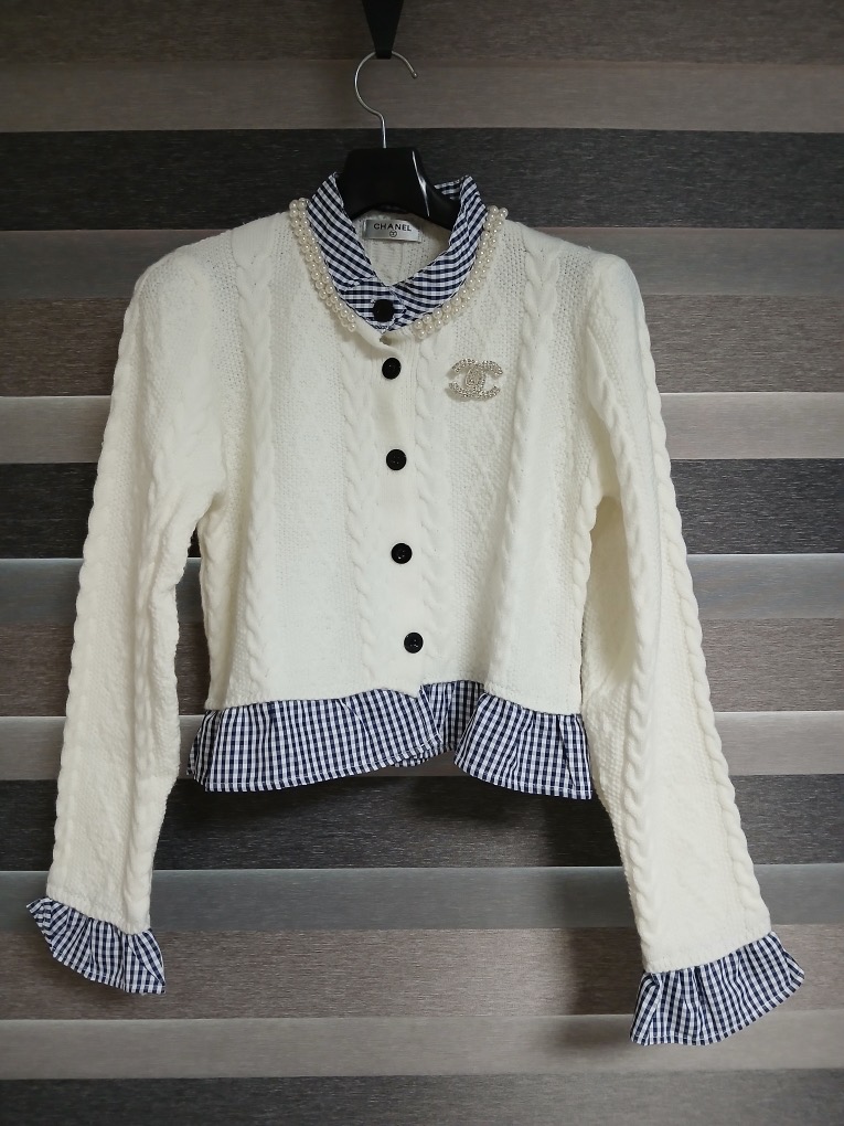 샤넬 크롭 니트 긴팔티