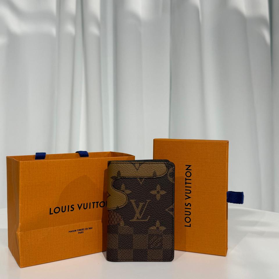[25년7월구매]루이비통 모노그램 랜드스케이프 오거나이저 카드지갑