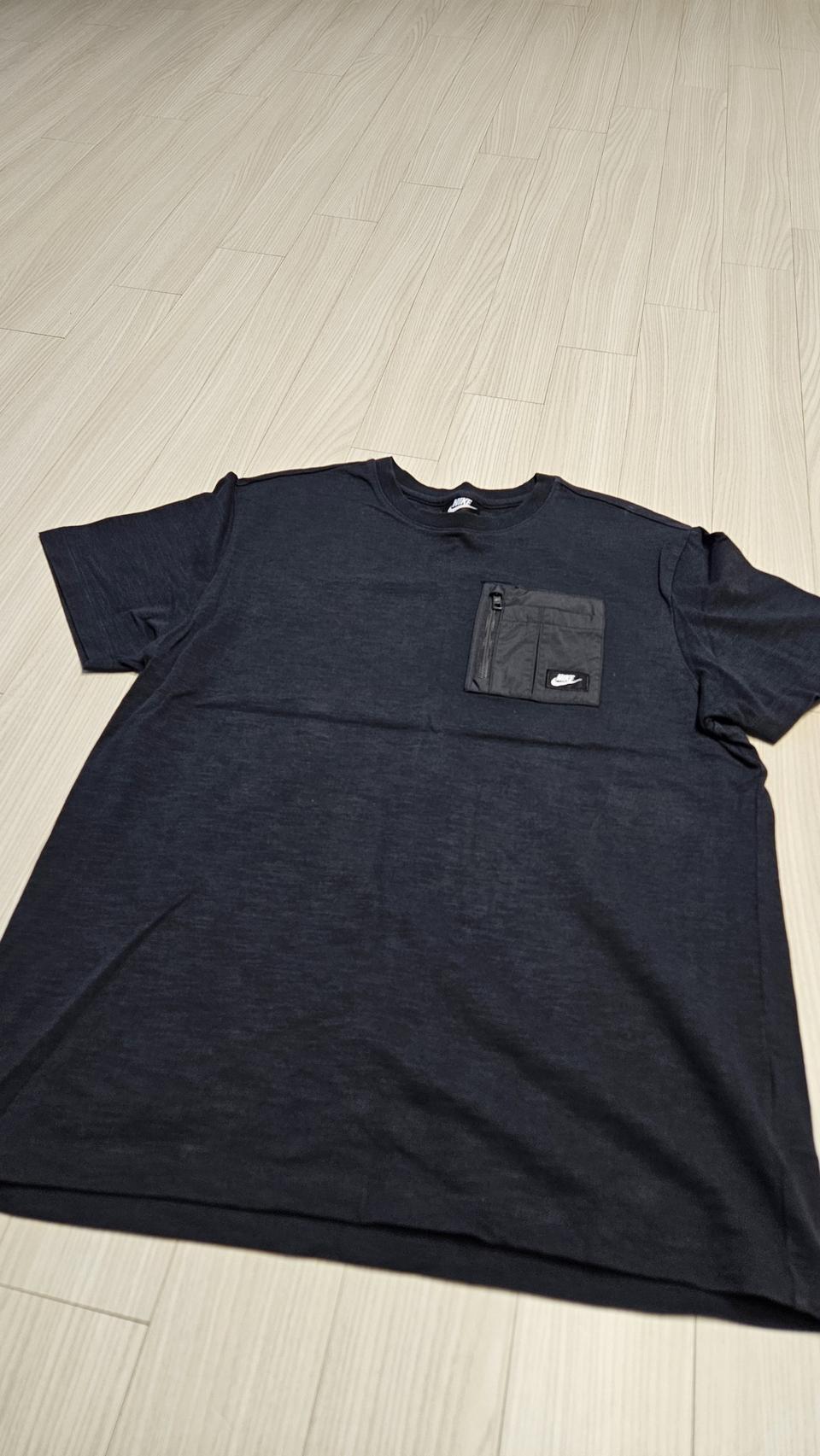 나이키 포켓 티셔츠