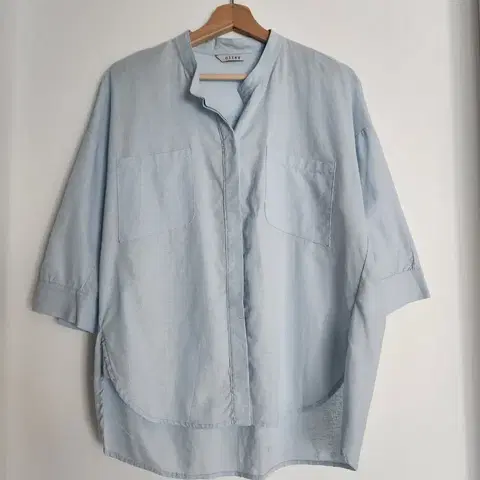 clizy 루즈핏셔츠 55사이즈 거의새옷