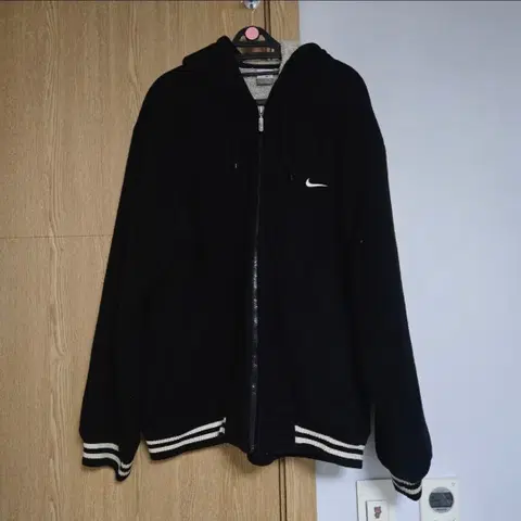 XL)나이키 00's배스킷볼 쉐르파헤비 후리스 올드스쿨 양털후드집업 블랙