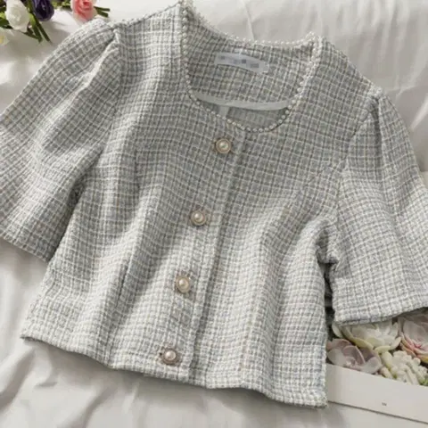 새상품)블루 여름 반팔 트위드 단추 자켓 블라우스 여성자켓