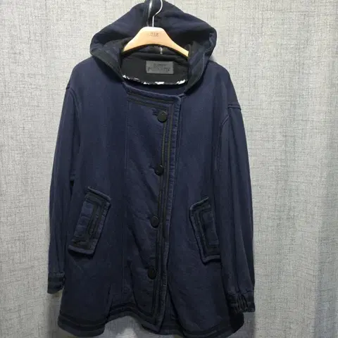 럭키슈에뜨 여성 후드 자켓 Free