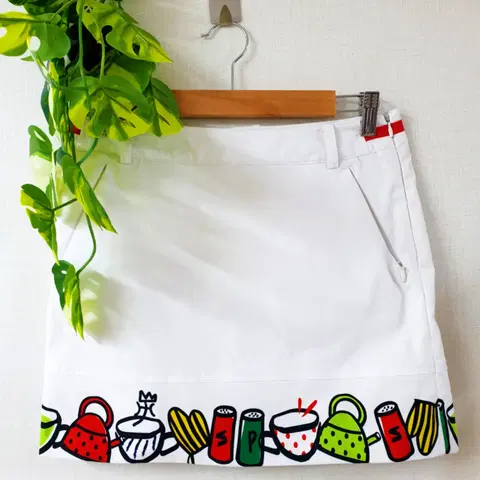 까스텔바작 여성골프스커트 키친프린팅 26인치 55 회이트