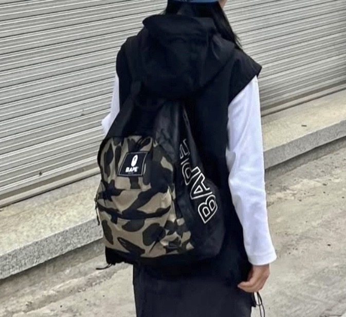 베이프 가방 백팩 카모 새상품 정품