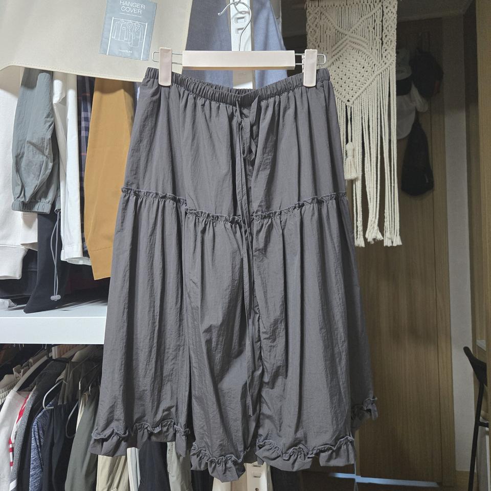 니어웨이 스커트