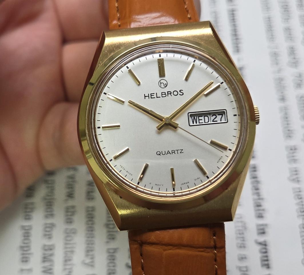 빈티지 헬브로스(HELBROS) 데이데이트 실버판 골드인덱스 쿼츠