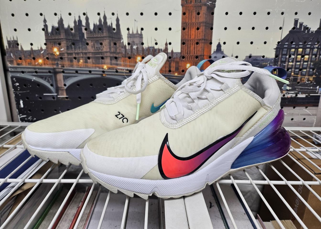 나이키 골프화 245 에어맥스 270 NRG 스파이크리스 SD77