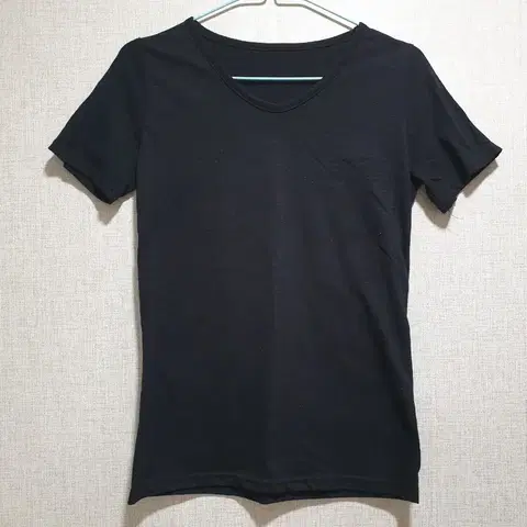 여름티 반팔티, 슬리브리스 티셔츠, 시원한 라운드넥 블랙 검정티 여성티