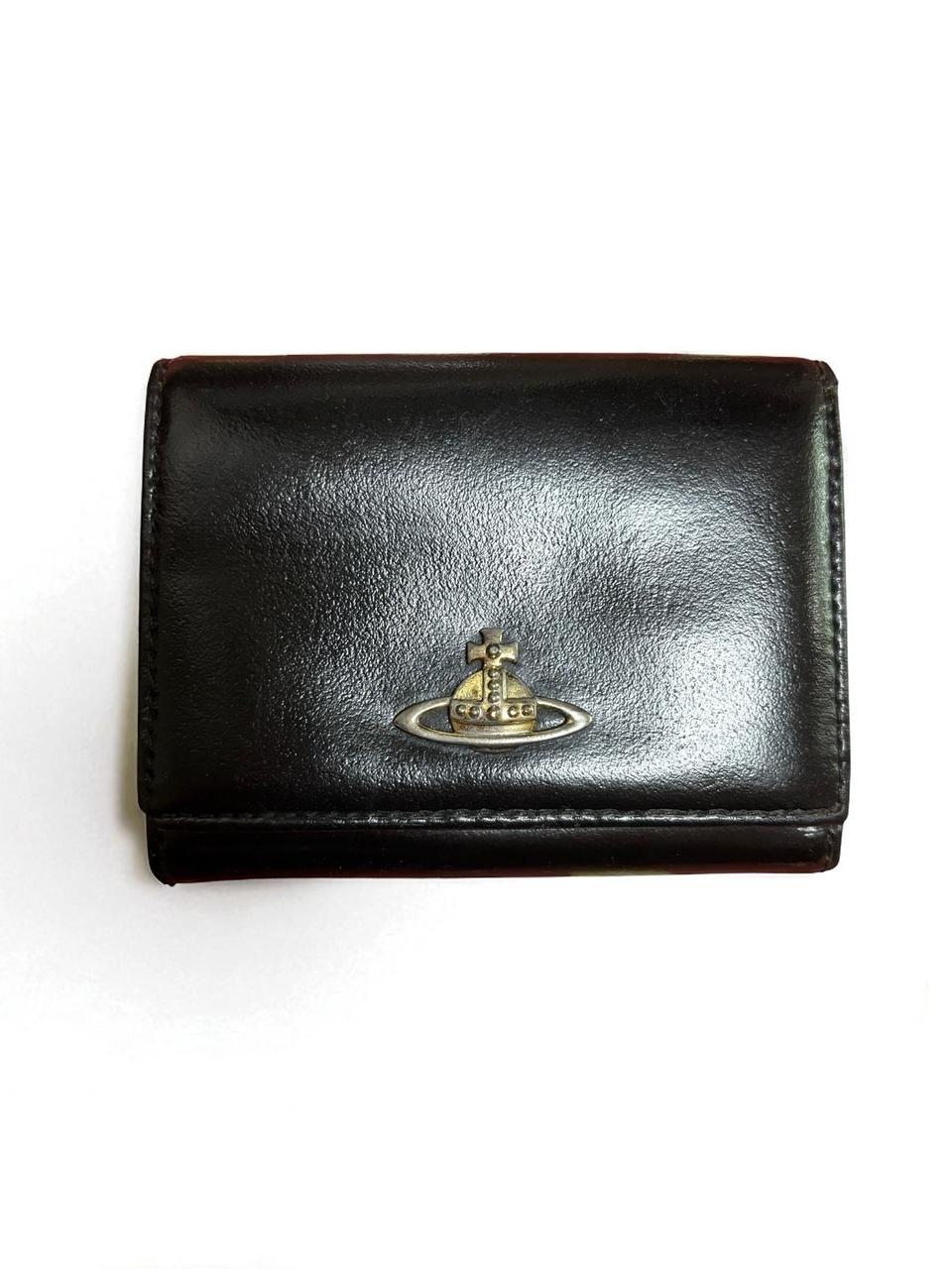 비비안웨스트우드 유광 지갑