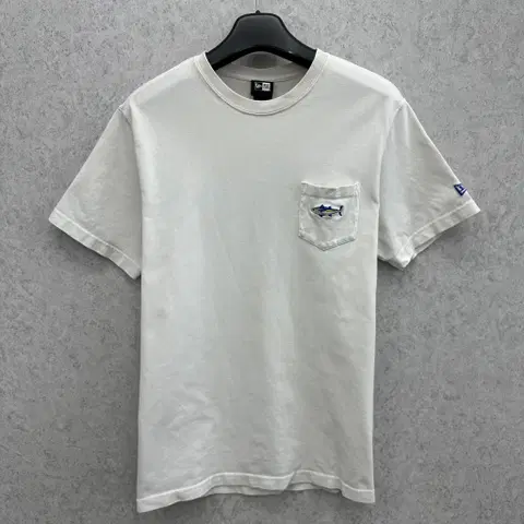 100 뉴에라 남자 반팔 티셔츠