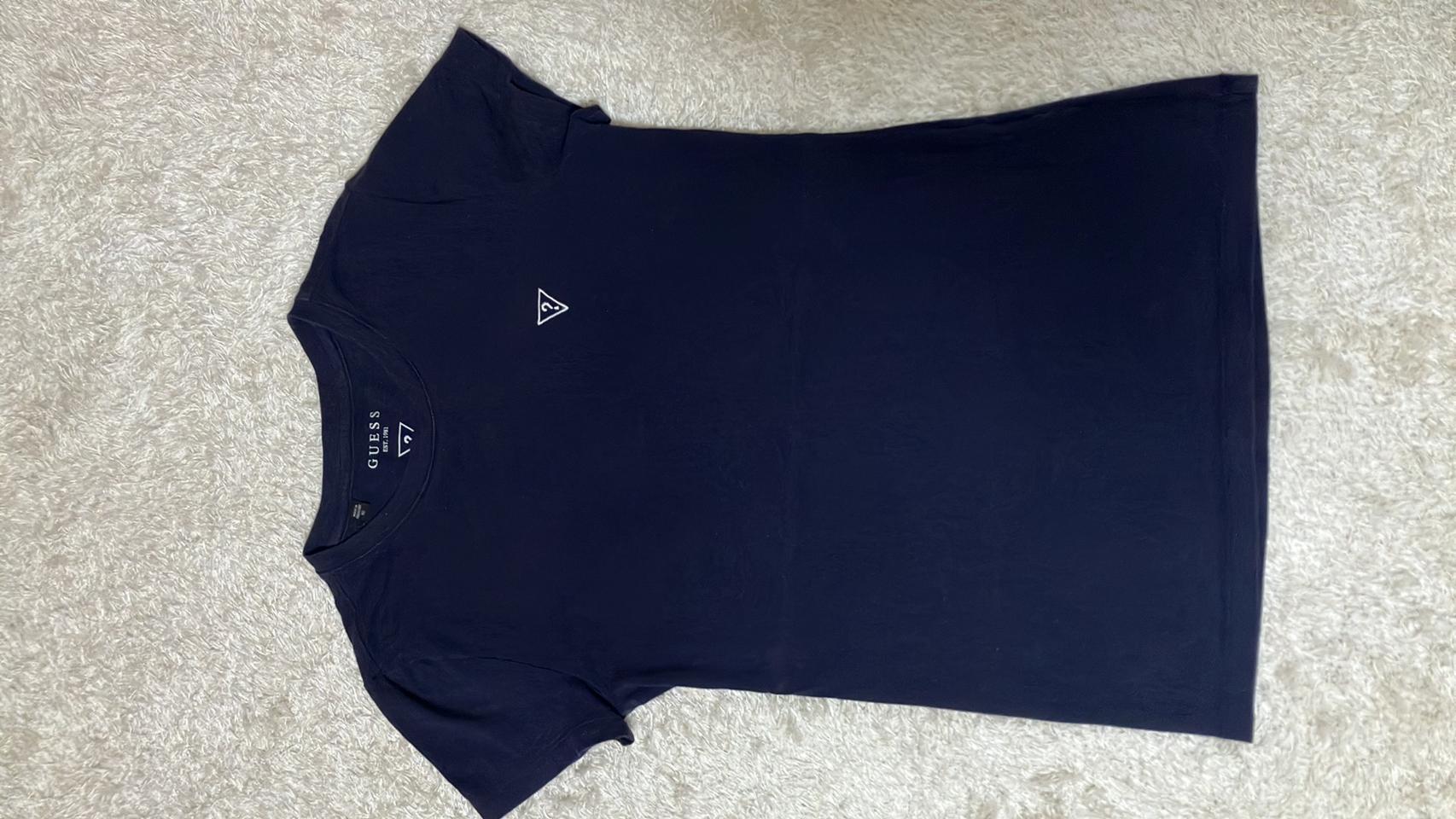 정품 게스 반팔티 xs