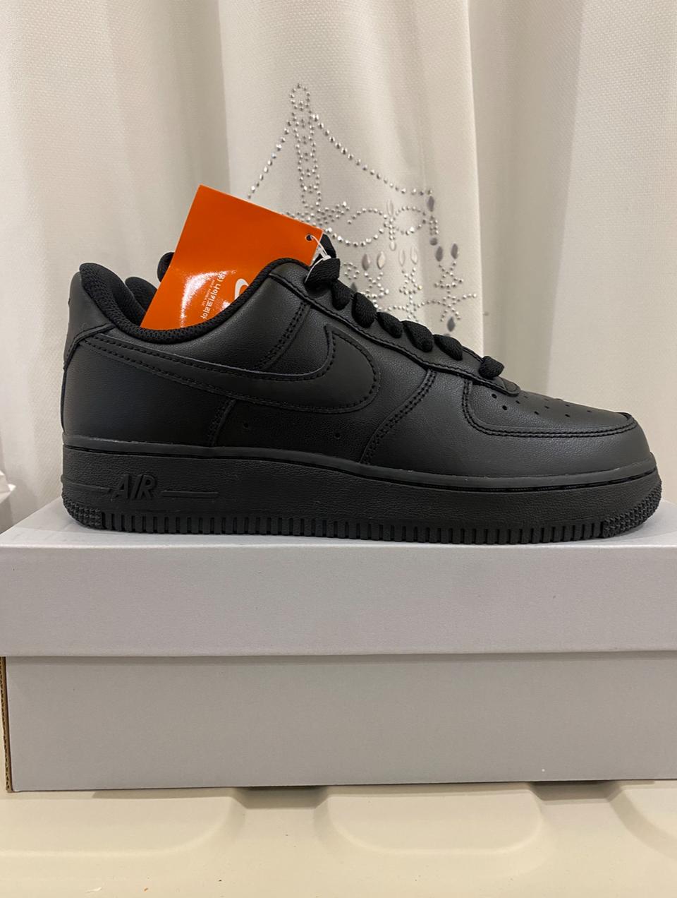 나이키 에어포스 트리플 블랙 올블랙 240 여성용