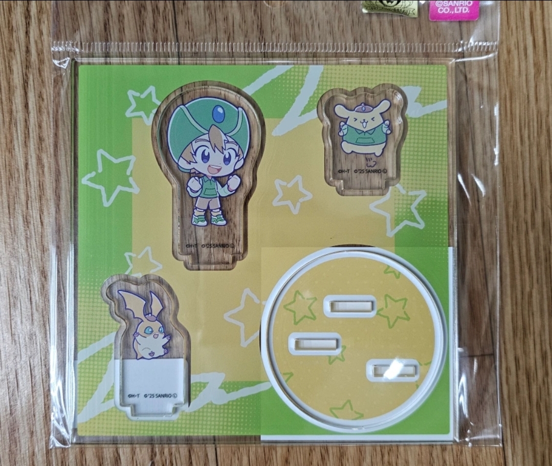 한정판 디지몬 산리오 콜라보 아크릴스탠드