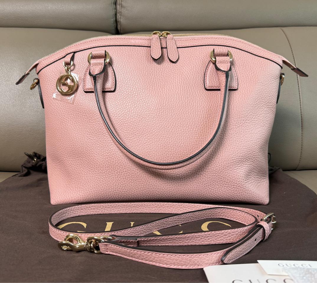 [새상품] 구찌 인터로킹 레더 GG 참 토트 숄더백 핑크