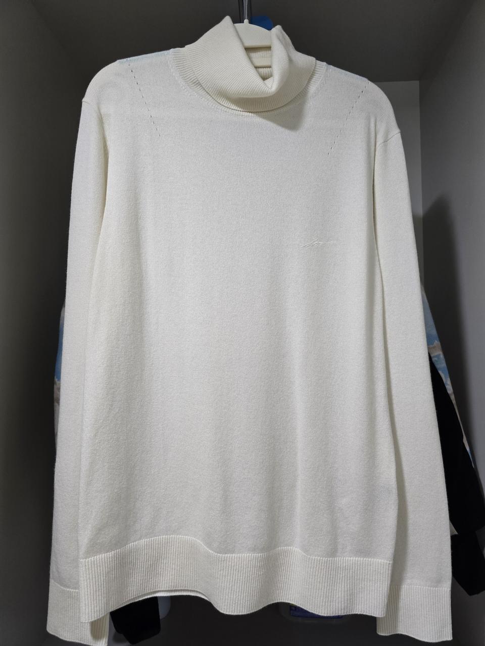 지오송지오 터틀넥