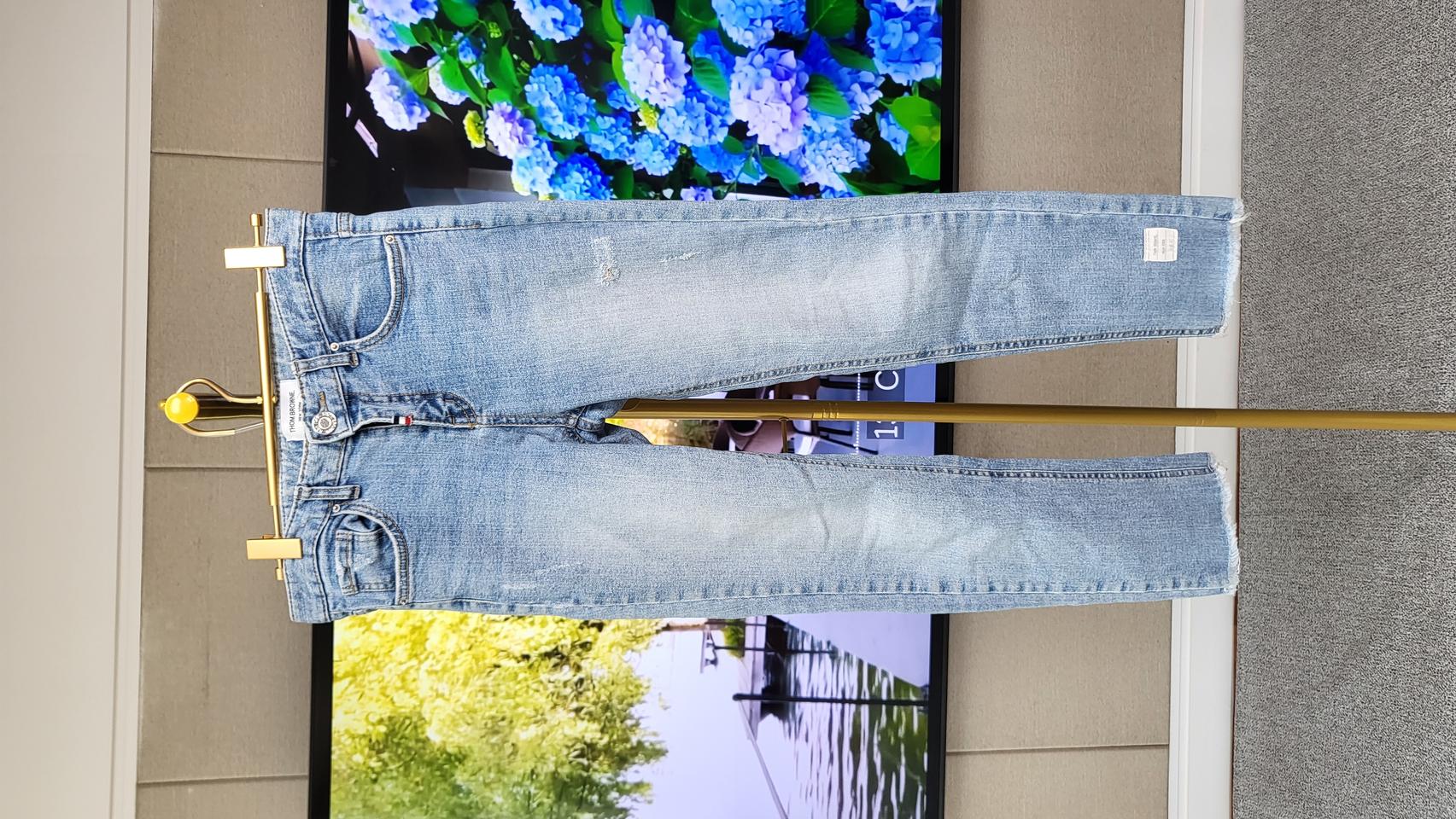 Thom Browne 스타일 연청 데님 팬츠 (데미지 디테일, M사이즈)