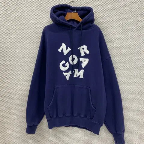 빈티지 캐주얼 네이비 자수 오버핏 후드티 105 M04546