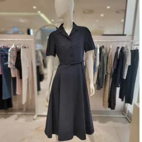 택새상품_33만원] 올리브데올리브 단종 카라셔츠롱원피스 하객룩 오피스룩