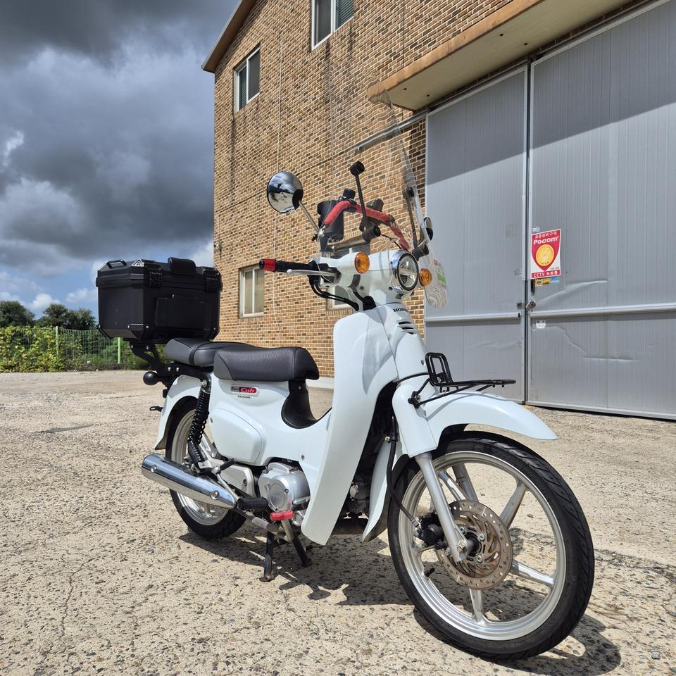 혼다 슈퍼커브/23년식/9천km