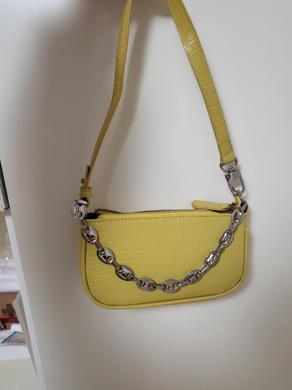 악어무늬 숄더백 크로커 옐로우