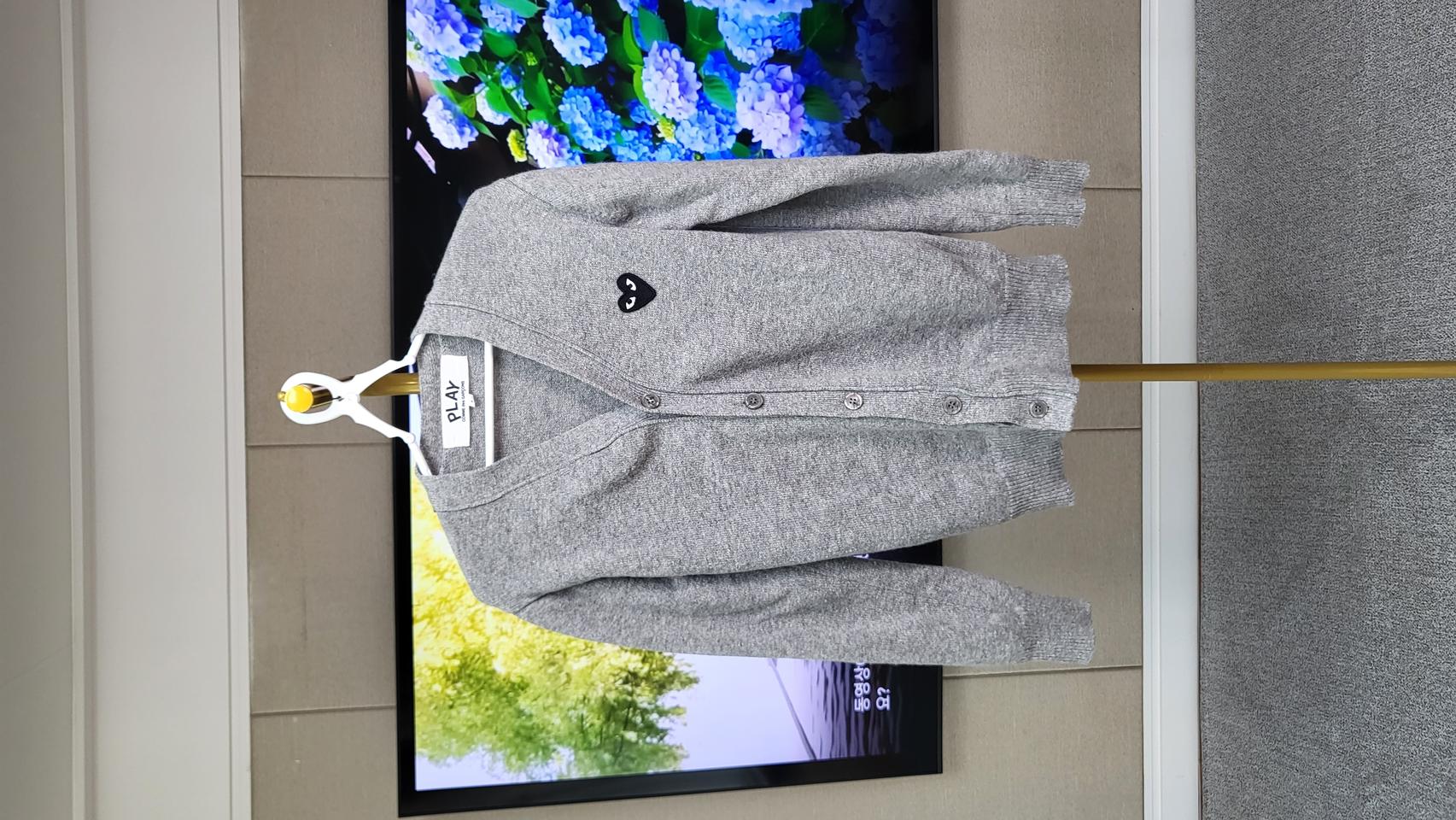 꼼데가르송 플레이 하트로고 가디건 (그레이 M사이즈)