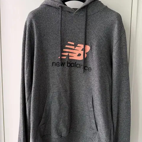 뉴발란스 후드 티셔츠