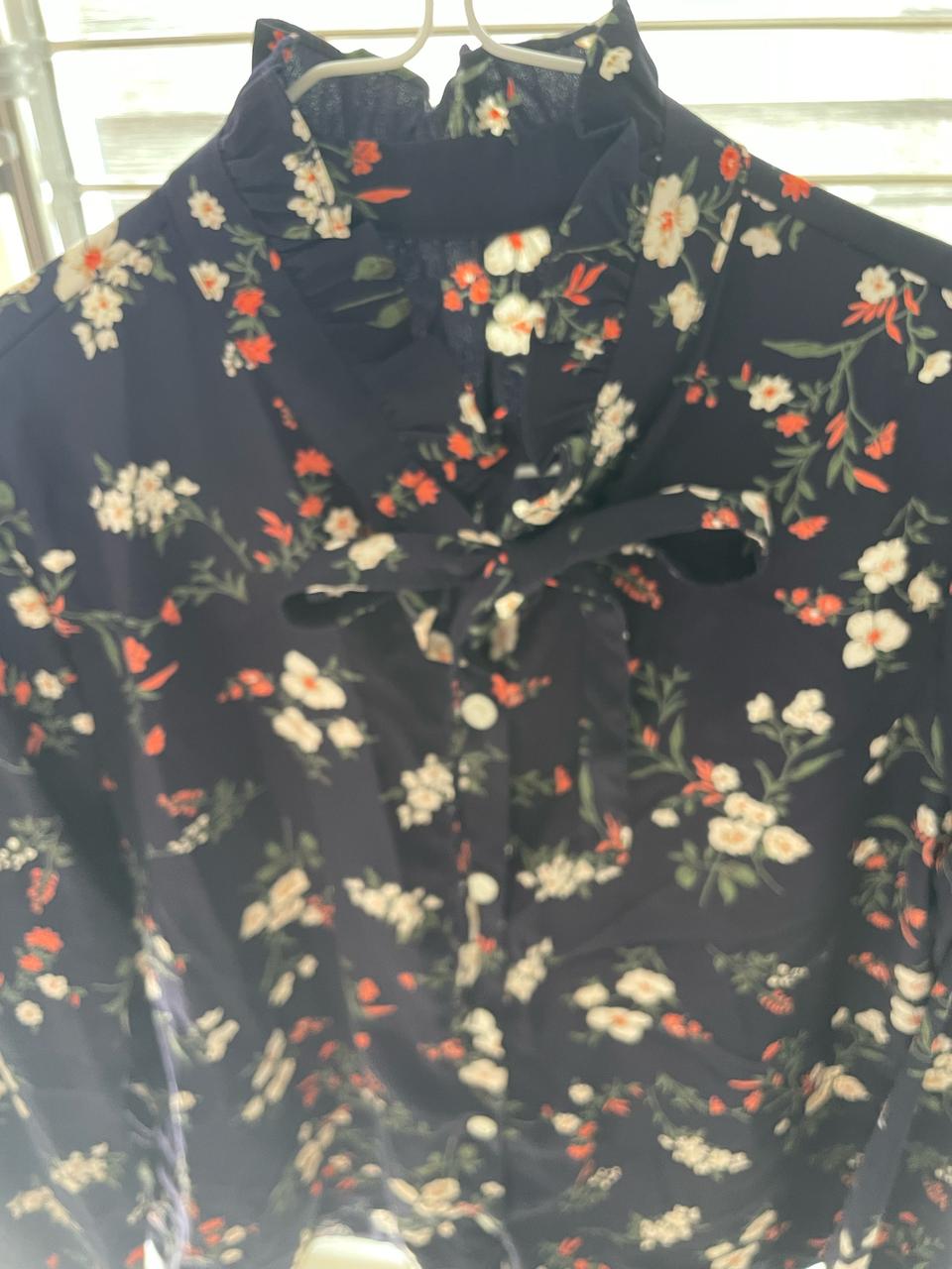 플라워 블루우스 free