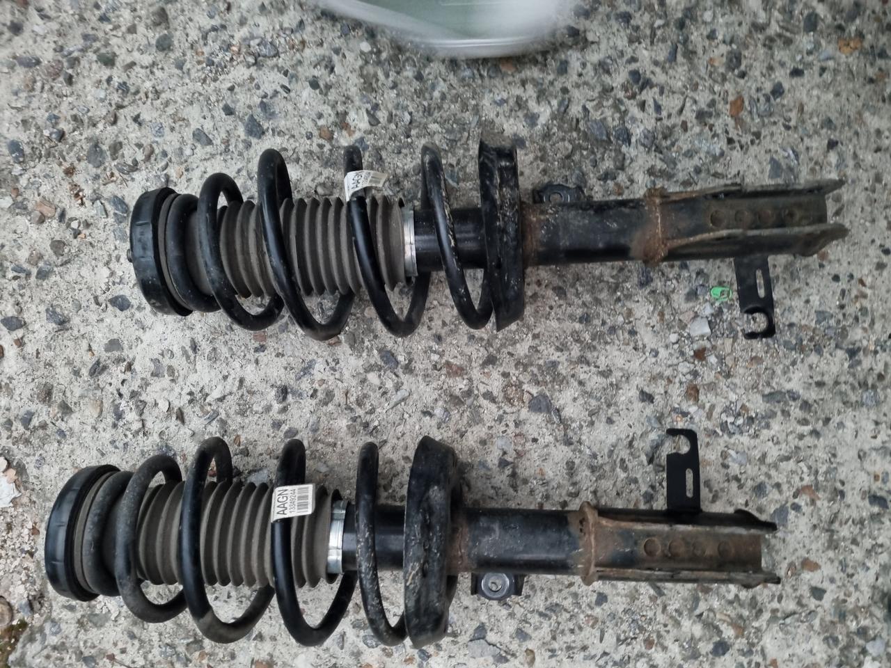 올란도 앞쇼바2개 쇼