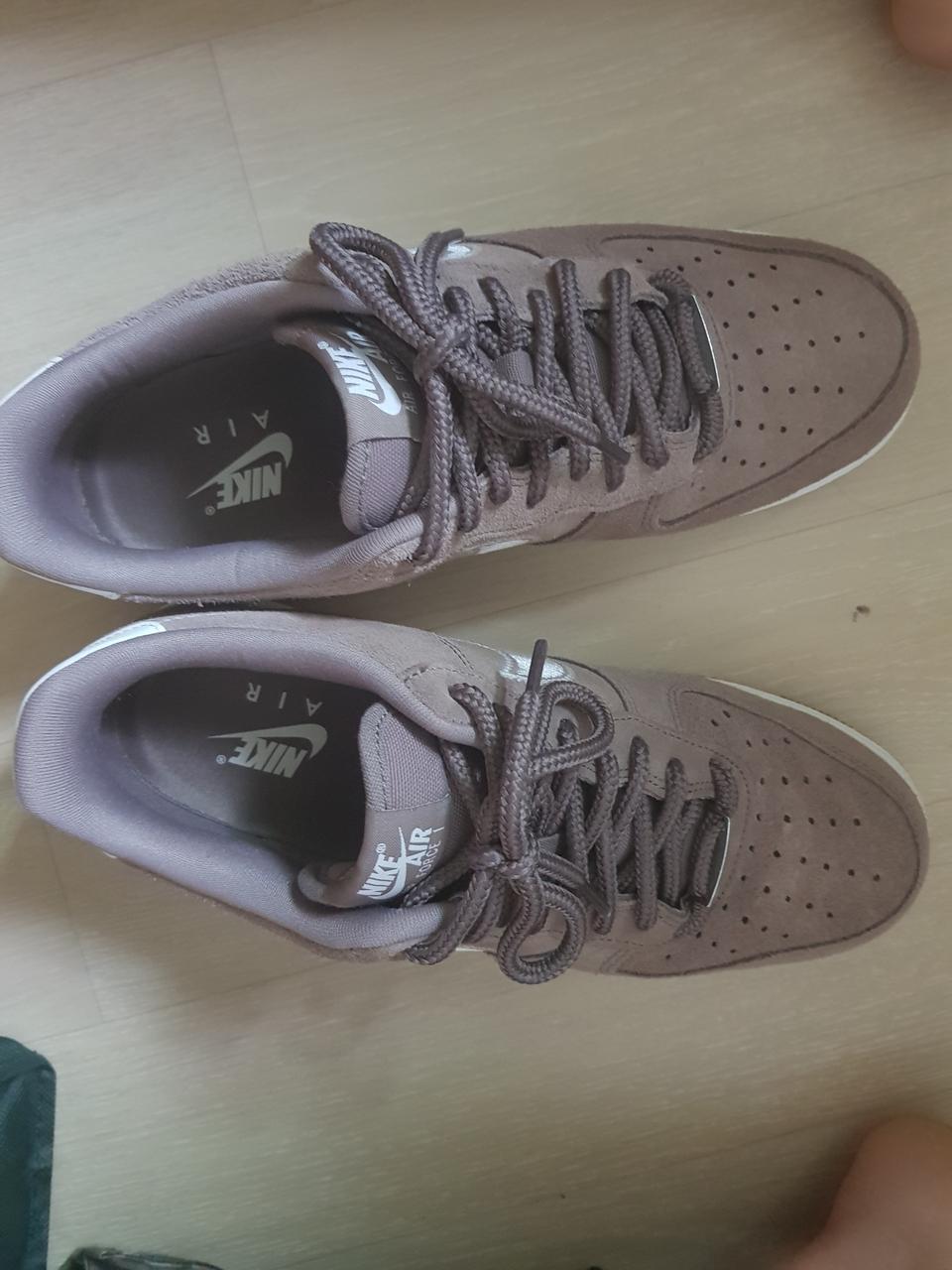 나이키 에어포스 270