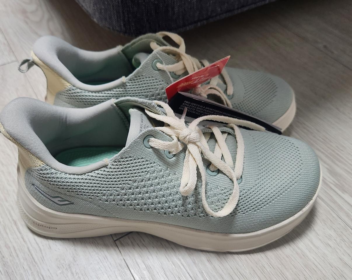 프로스펙스 워킹화 230