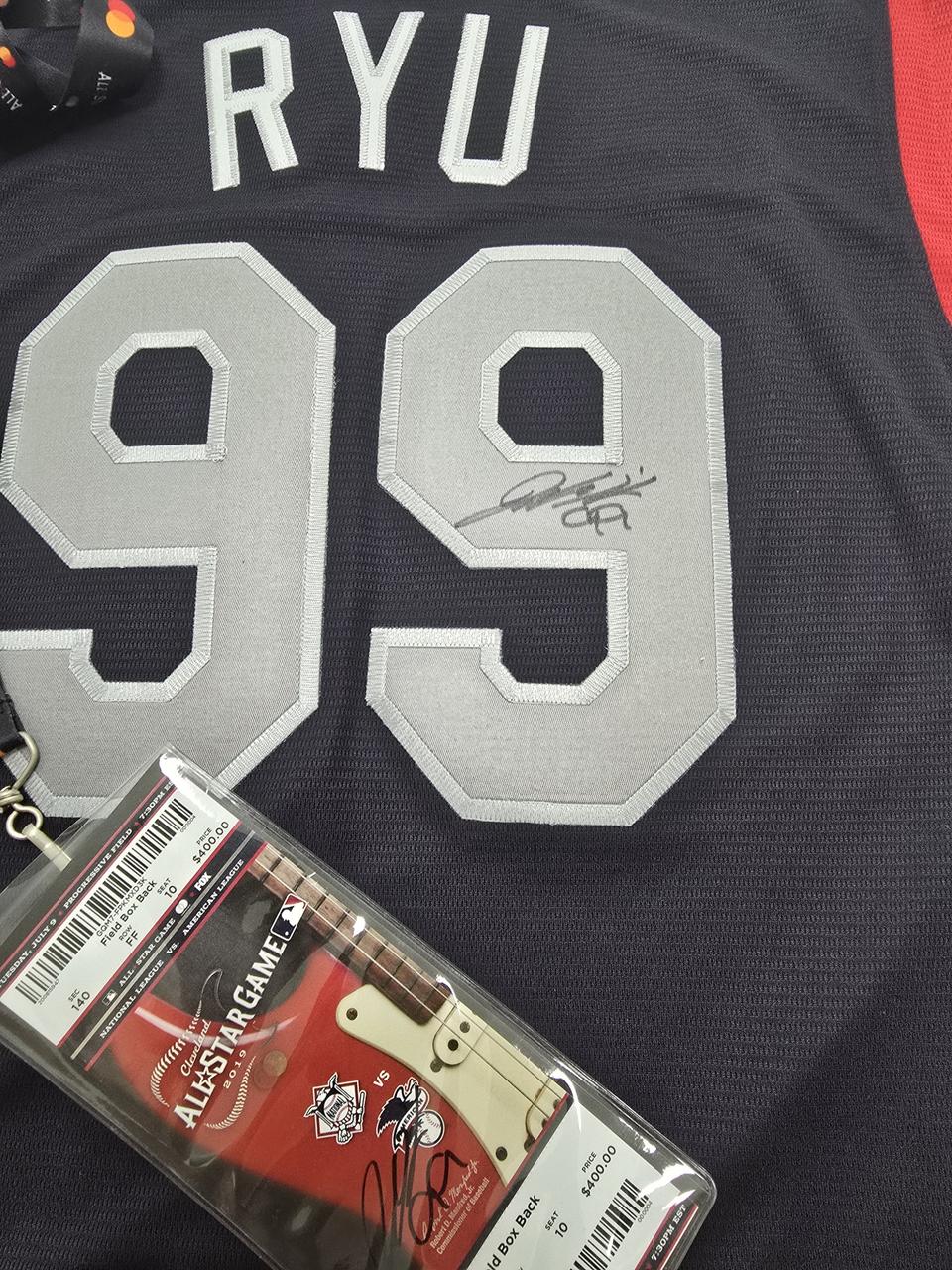 류현진 2019년도 올스타전 어센틱 유니폼,사인볼