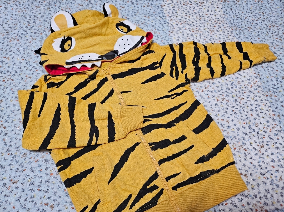 호랑이후드집업110