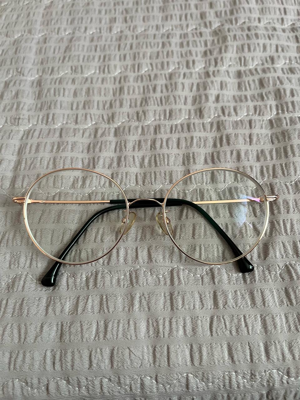 로즈골드테 안경