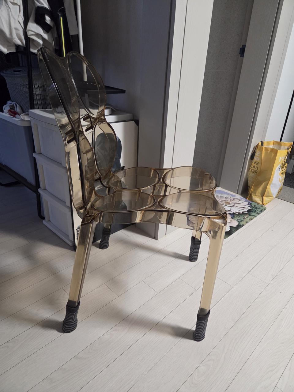 투명의자/아크릴의자/플라스틱의자