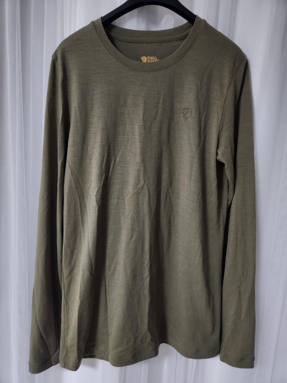 피엘라벤 울 티셔츠 여성s