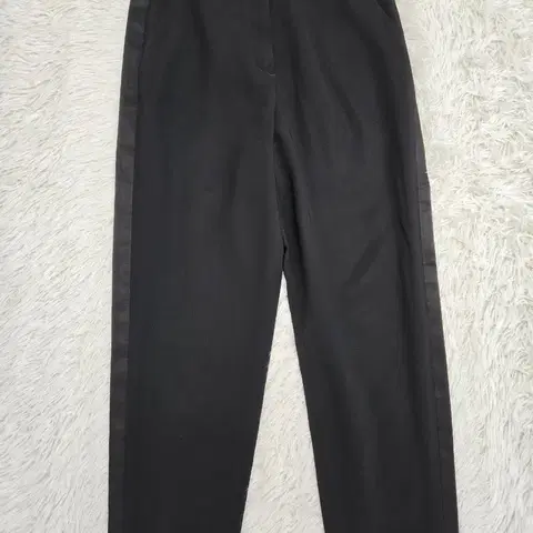 샤넬 유니폼 블랙 라인 포인트 슬랙스 팬츠