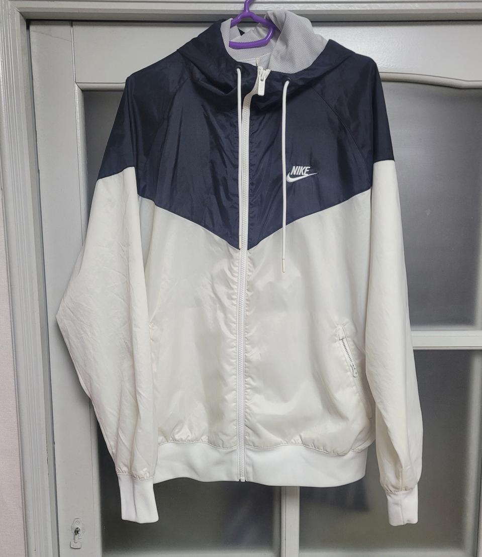 [105]나이키 윈드러너 바랑막이