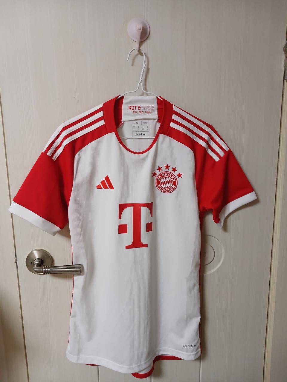 아디다스 2023/2024 바이에른 뮌헨유니폼((S사이즈)