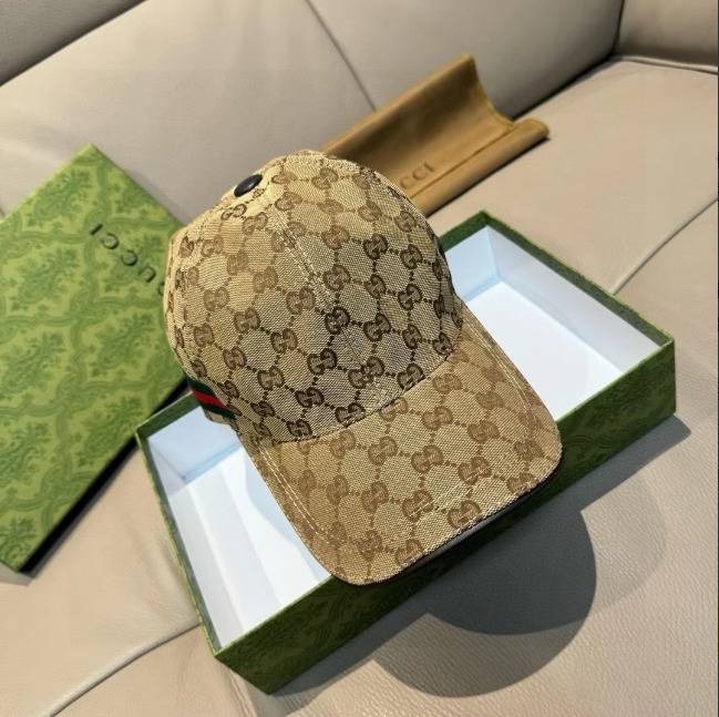 구찌 볼캡 모자