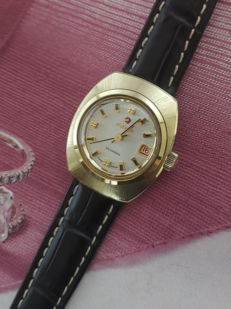 라도 오토 여성용 금장가죽시계