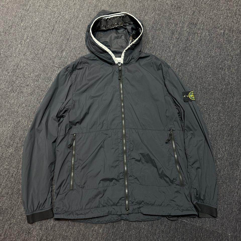 스톤아일랜드 스킨터치 나일론 -TC 바람막이 자켓