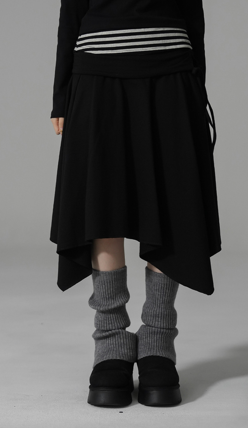 쥬얼 언발 미디스커트