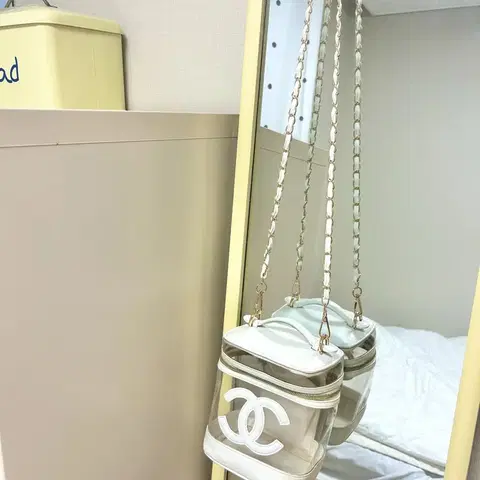 정품 샤넬 클리어 베니티 백