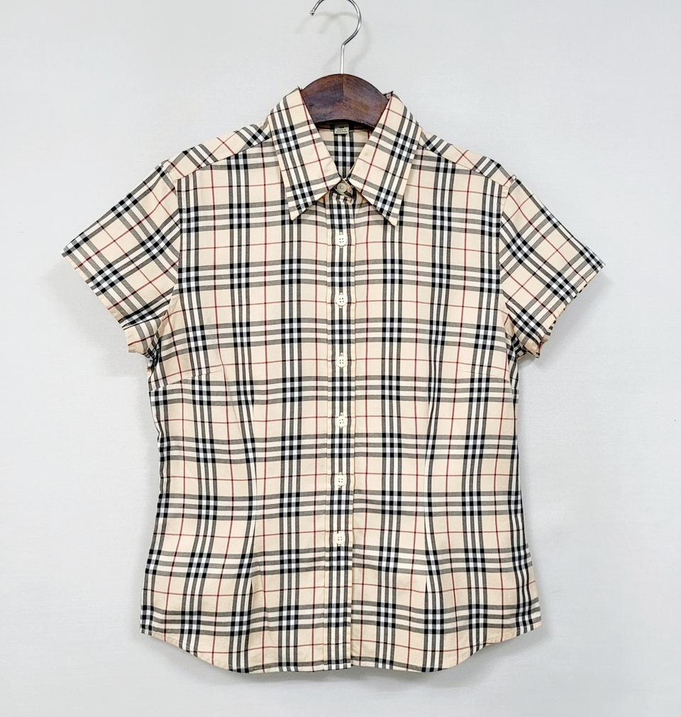 버버리 슬림핏 반팔 셔츠