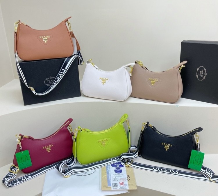 프라다크로스백