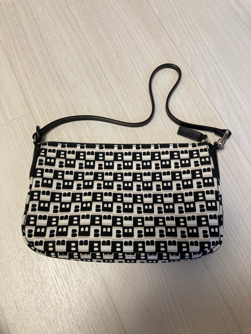 보관만한 새상품급) 발리 미니 숄더