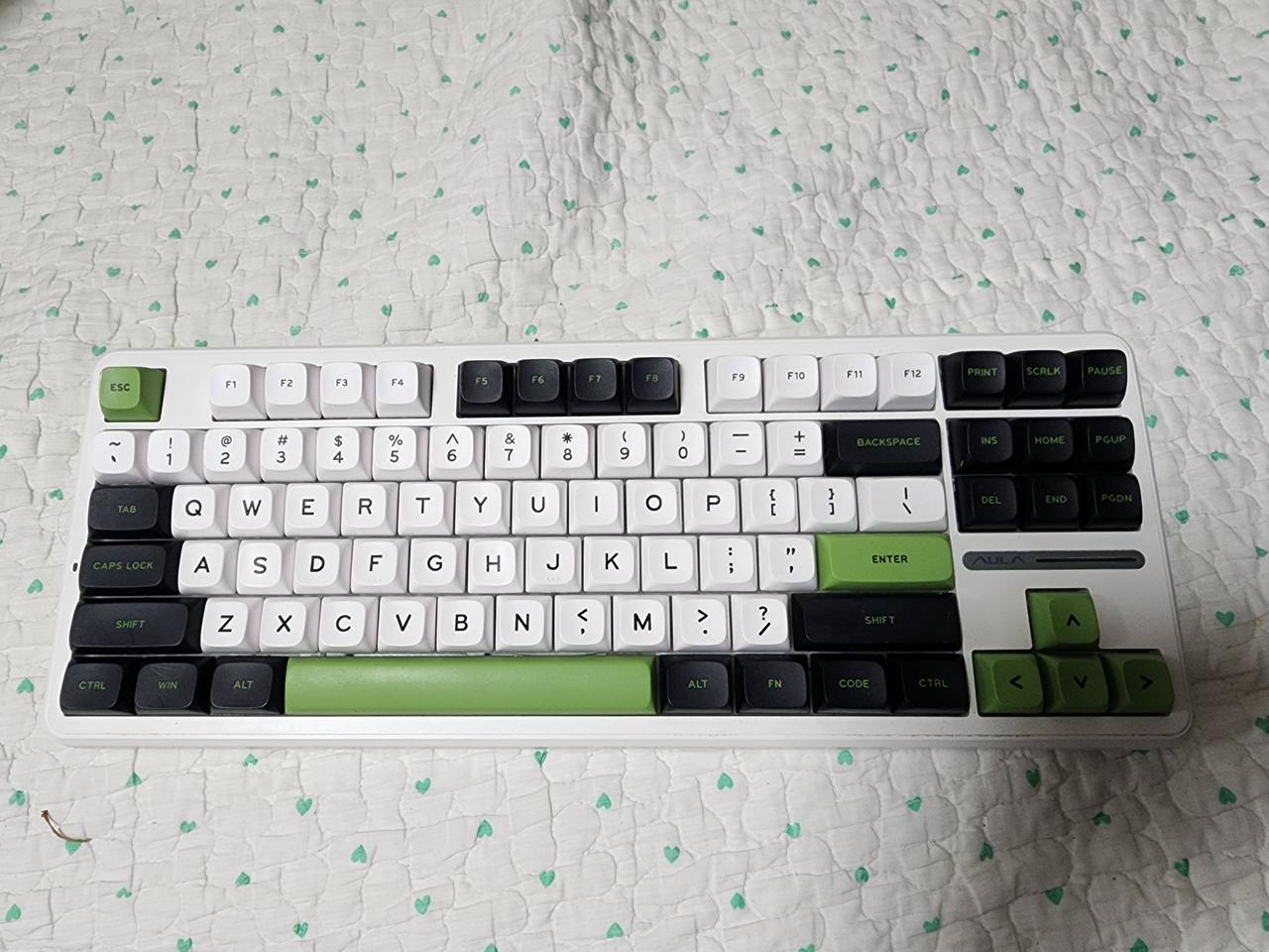 독거미 f87 pro 기계식 키보드 팝니다