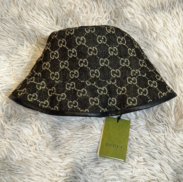 구찌  버킷햇 모자